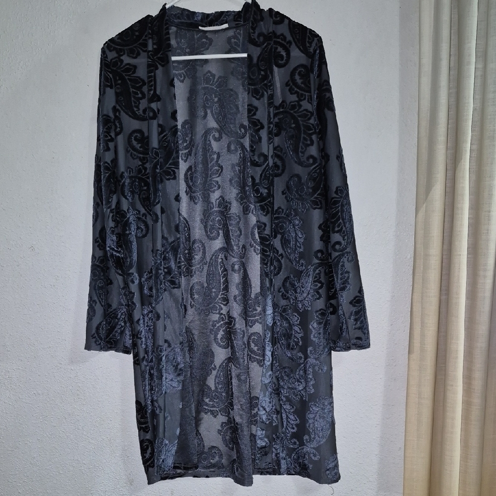 Elegant Black Paisley Women Top
